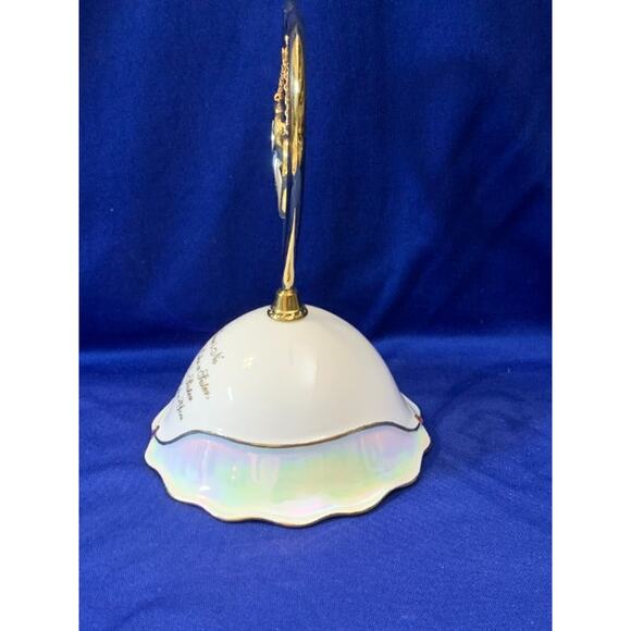 Ardleigh Elliot A Sister Like You Music Box With Hearts - Picture 2 of 5